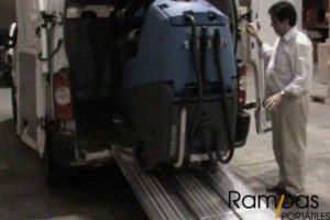 Rampas para fregadoras plegables sin bordes de 300 cm de largo